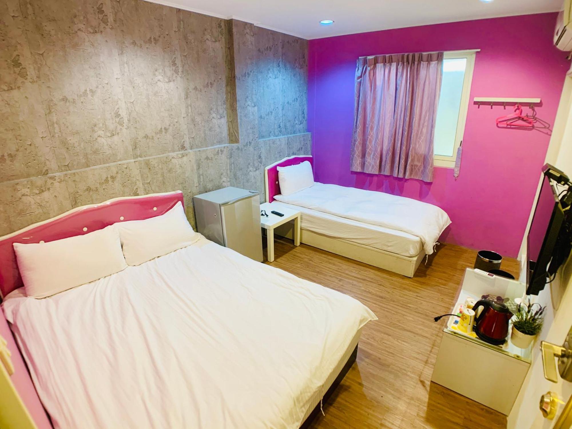 Fengchia Provence Jr Apartment Taichung Bagian luar foto