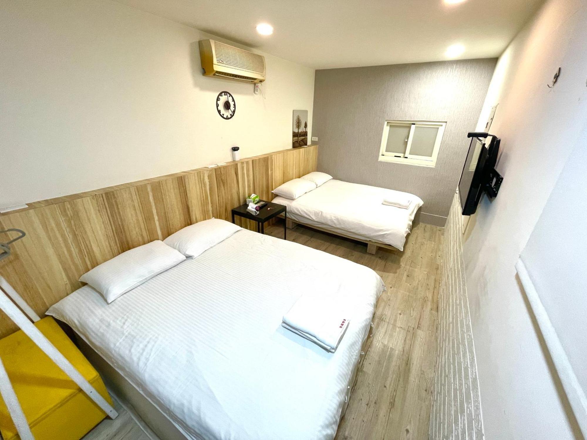 Fengchia Provence Jr Apartment Taichung Bagian luar foto