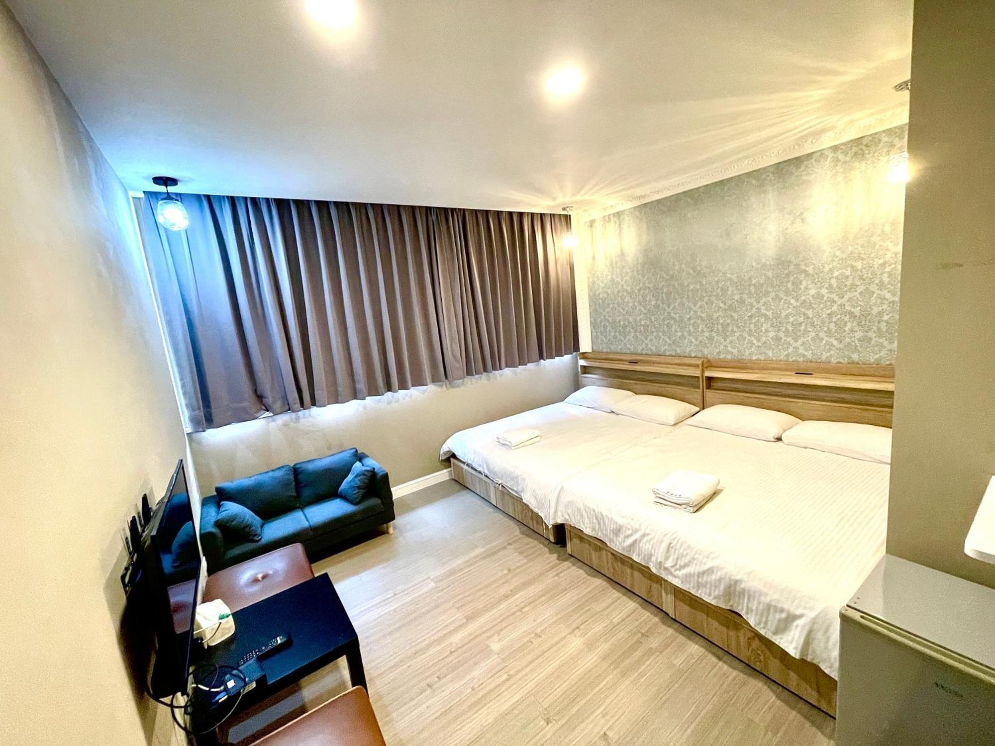 Fengchia Provence Jr Apartment Taichung Bagian luar foto