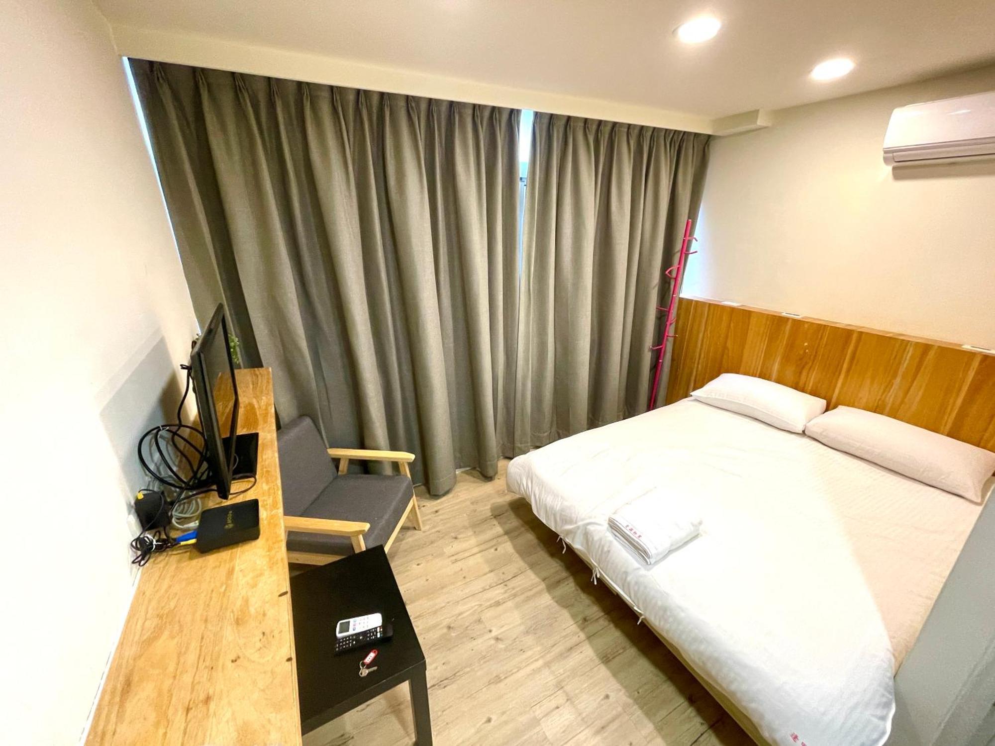 Fengchia Provence Jr Apartment Taichung Bagian luar foto