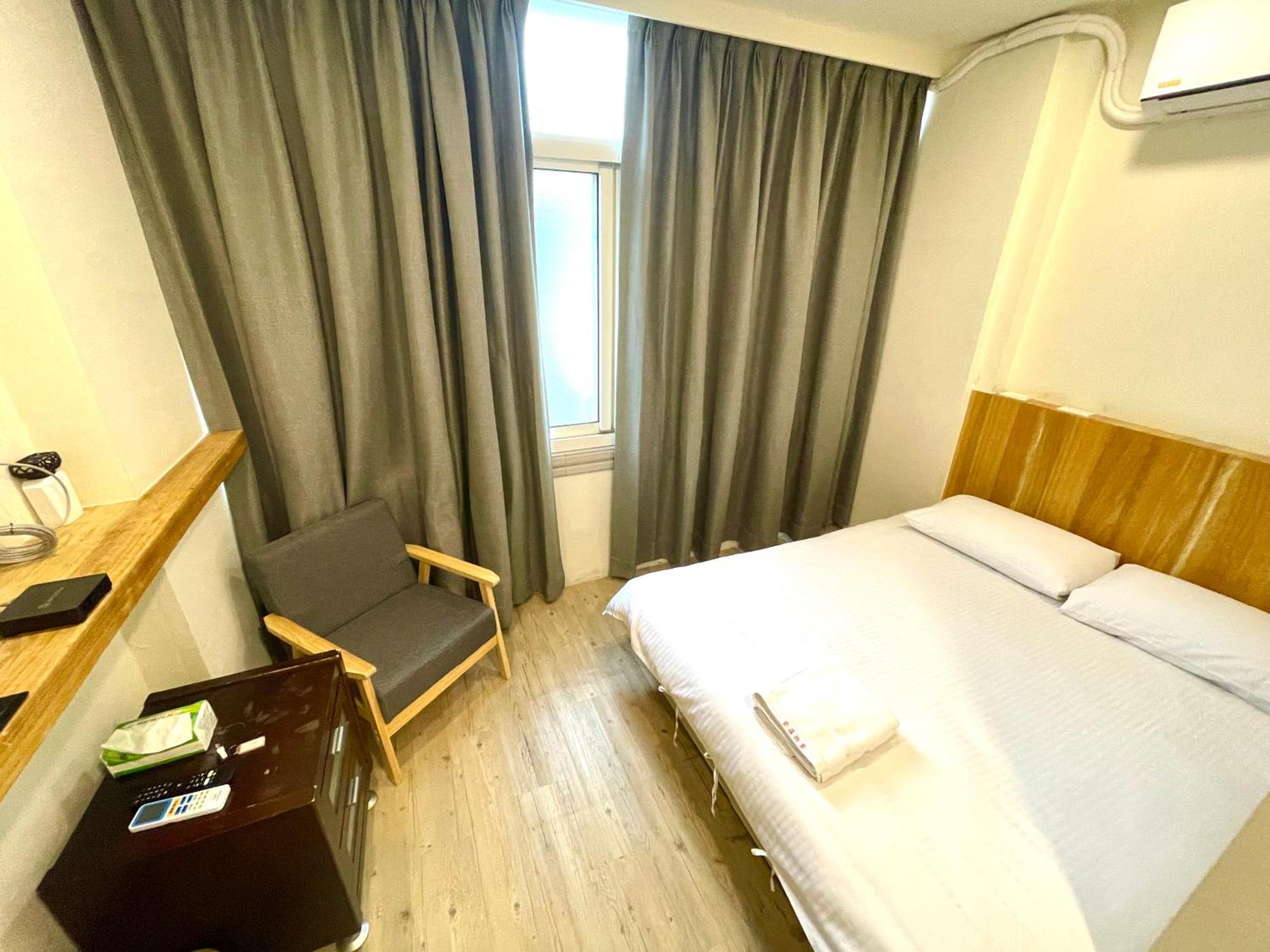 Fengchia Provence Jr Apartment Taichung Bagian luar foto