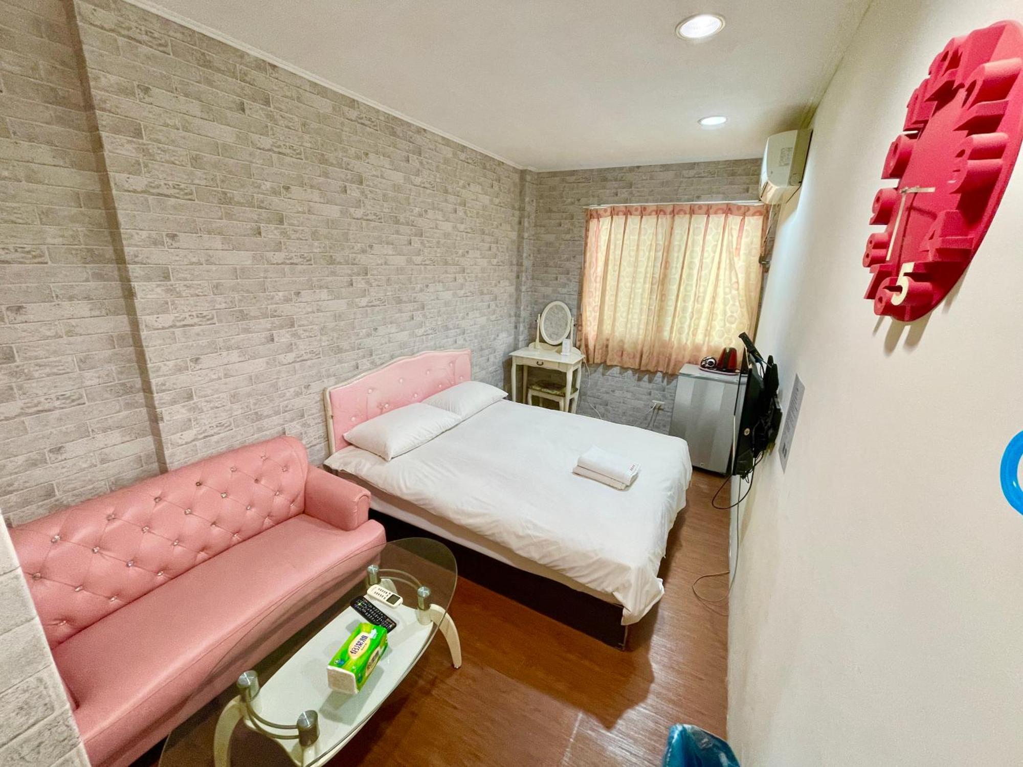 Fengchia Provence Jr Apartment Taichung Bagian luar foto