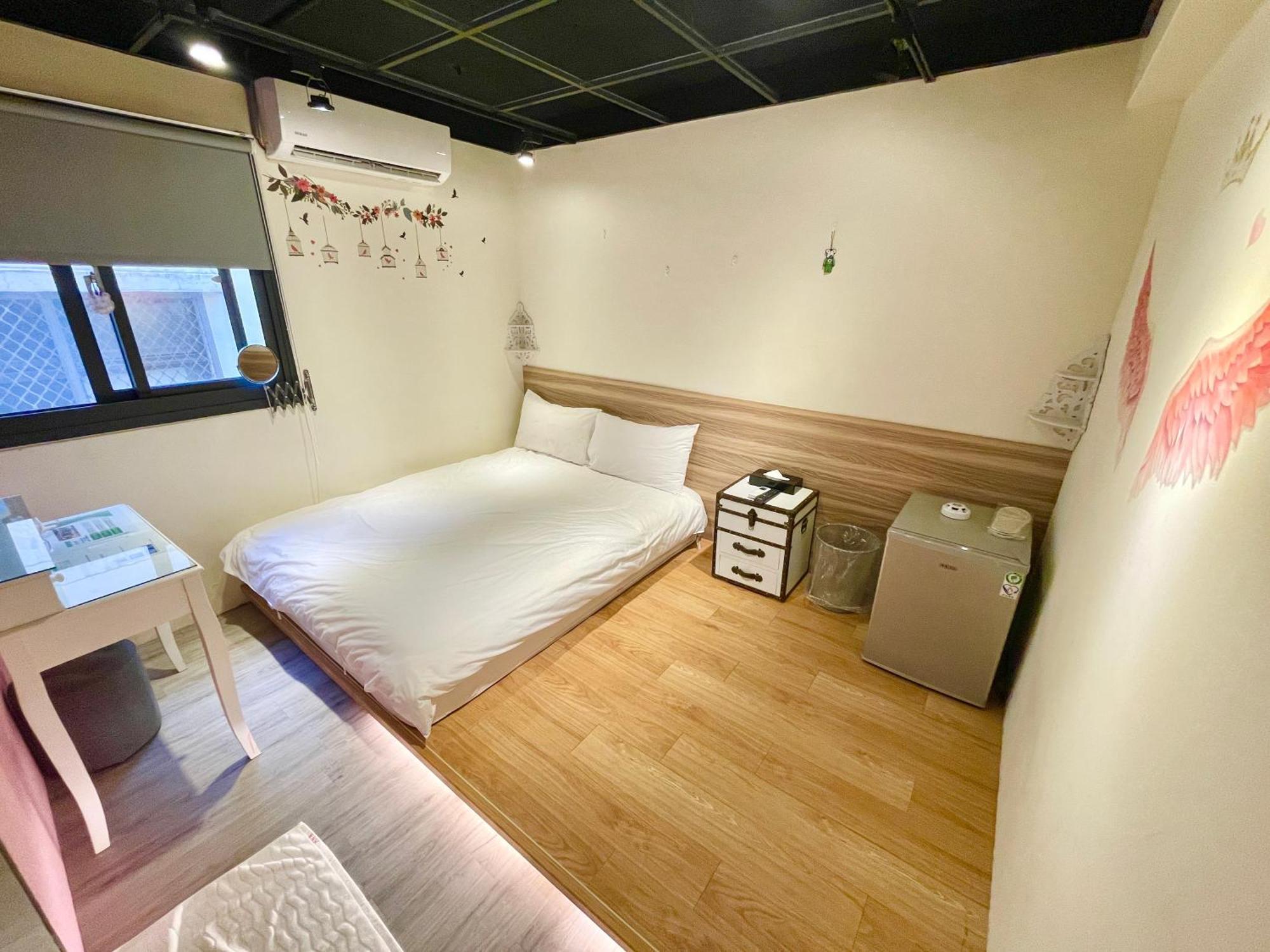Fengchia Provence Jr Apartment Taichung Bagian luar foto